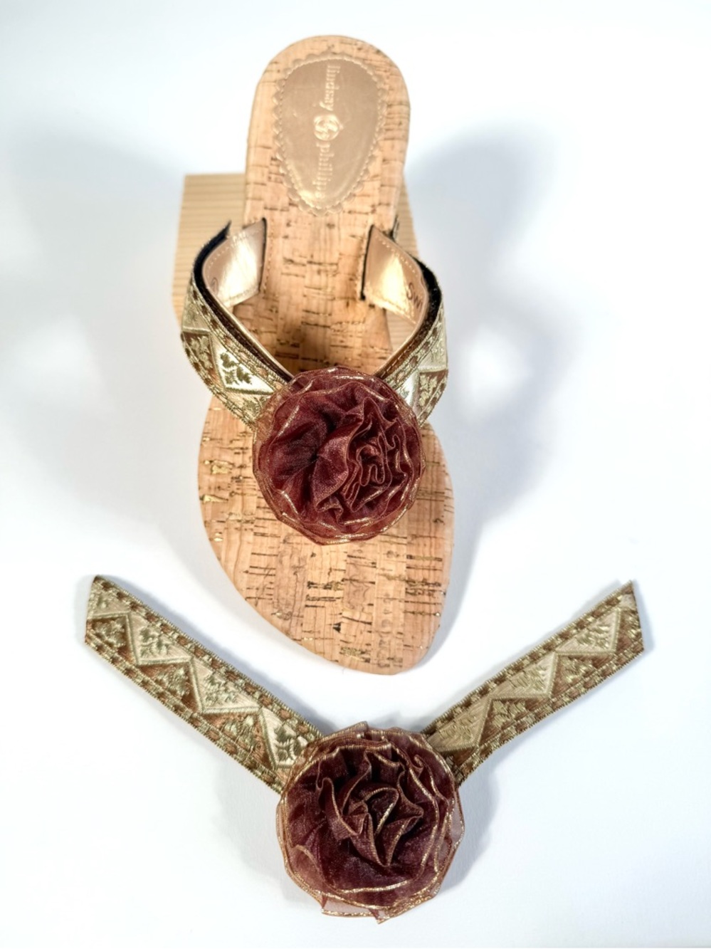 Lindsay Phillips SwitchFlops Brown Rosette Geometric Interchangeable Straps Sz M